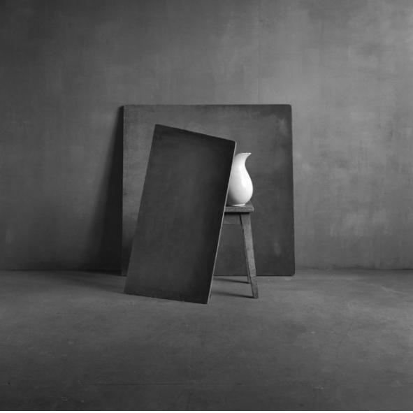 Black and white still life by Christian Coigny
